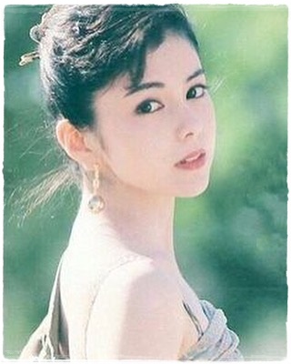 沢口靖子の若い頃のきれいすぎ画像集 水着姿や学生時代が国宝級
